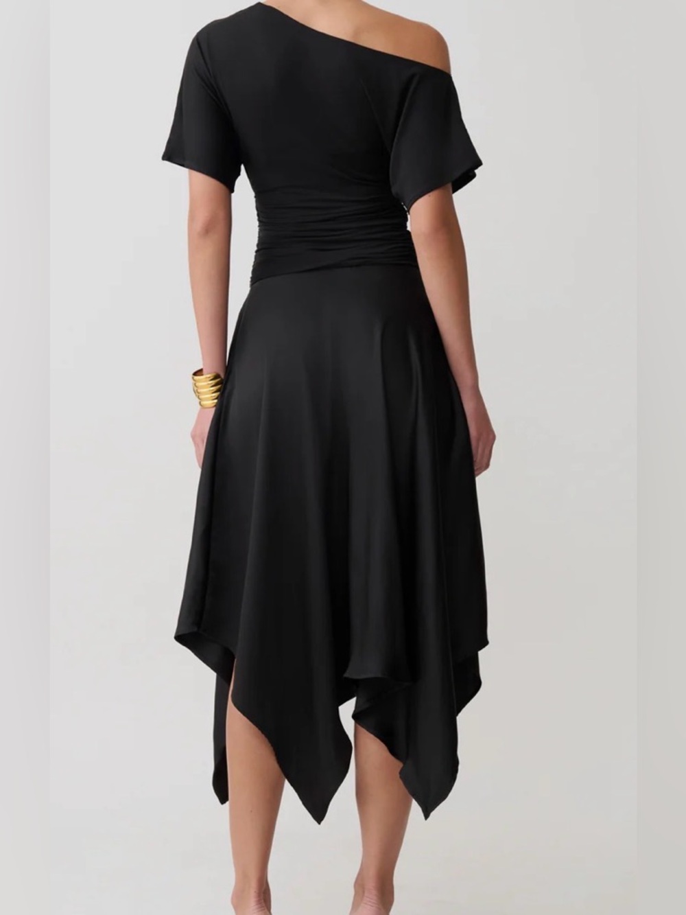 Black One-Shoulder Asymmetric Hem Dress